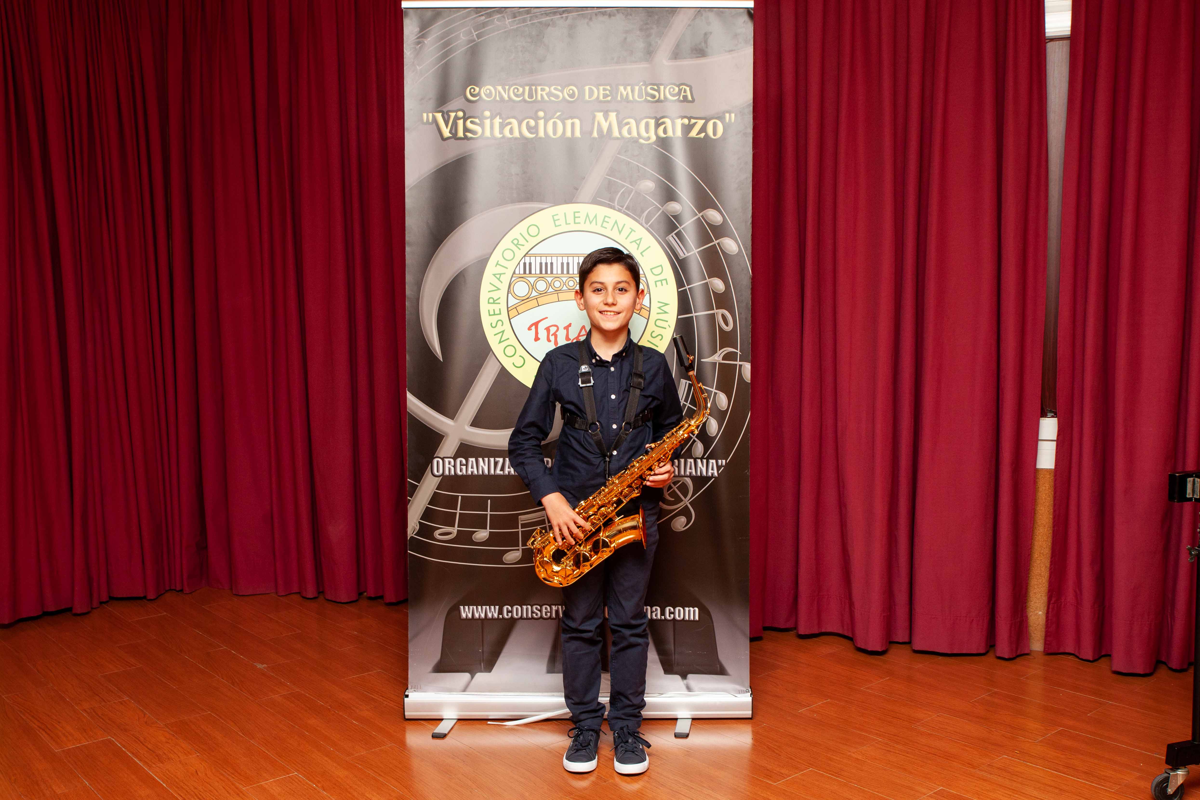 Pedro Alanís Julián (saxofón)