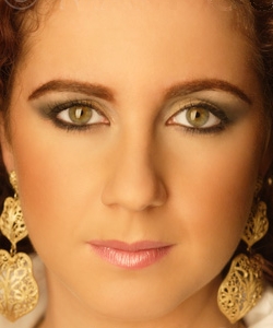 laura